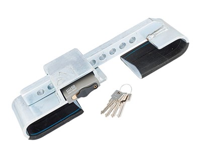 Container and cold store lock with LOB certified padlock