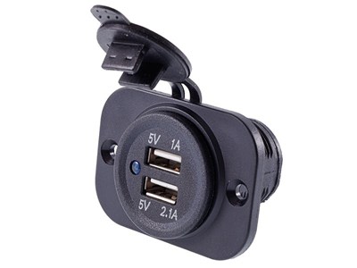 Built-in charger 2x USB 3.1A, 12/24V