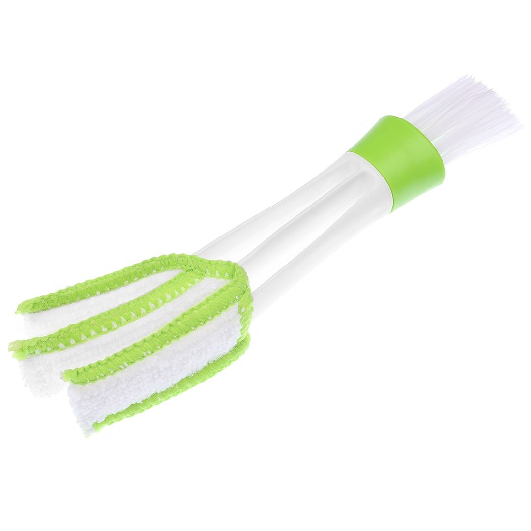 Car air vent cleaning brush