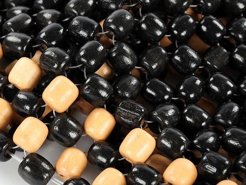 Bead mat, wooden, black and white
