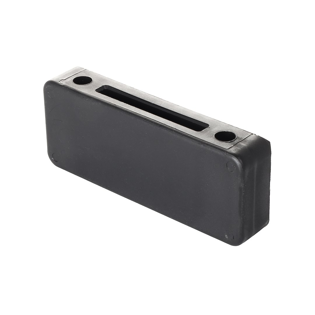 Anti-slip pad for tow strap