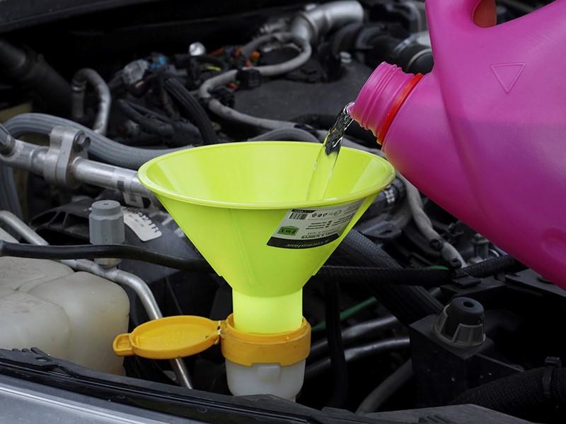 Conical scraper - funnel